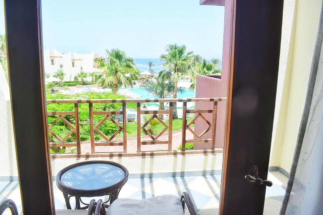 Hotel Tropitel Dahab Oasis Extérieur photo